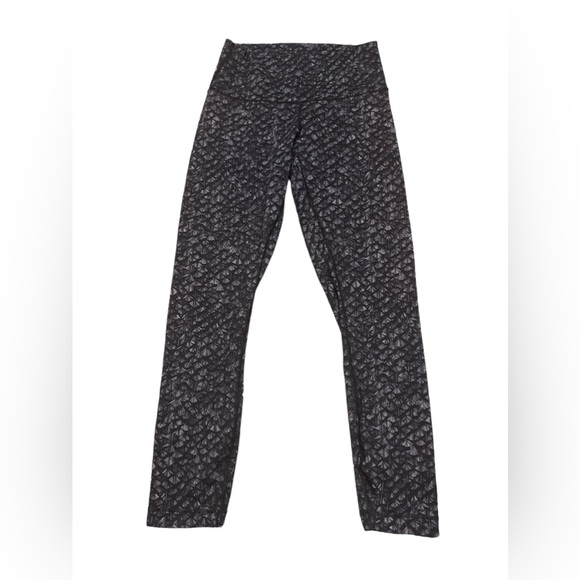 Lululemon leggins size 8 - Picture 4 of 4